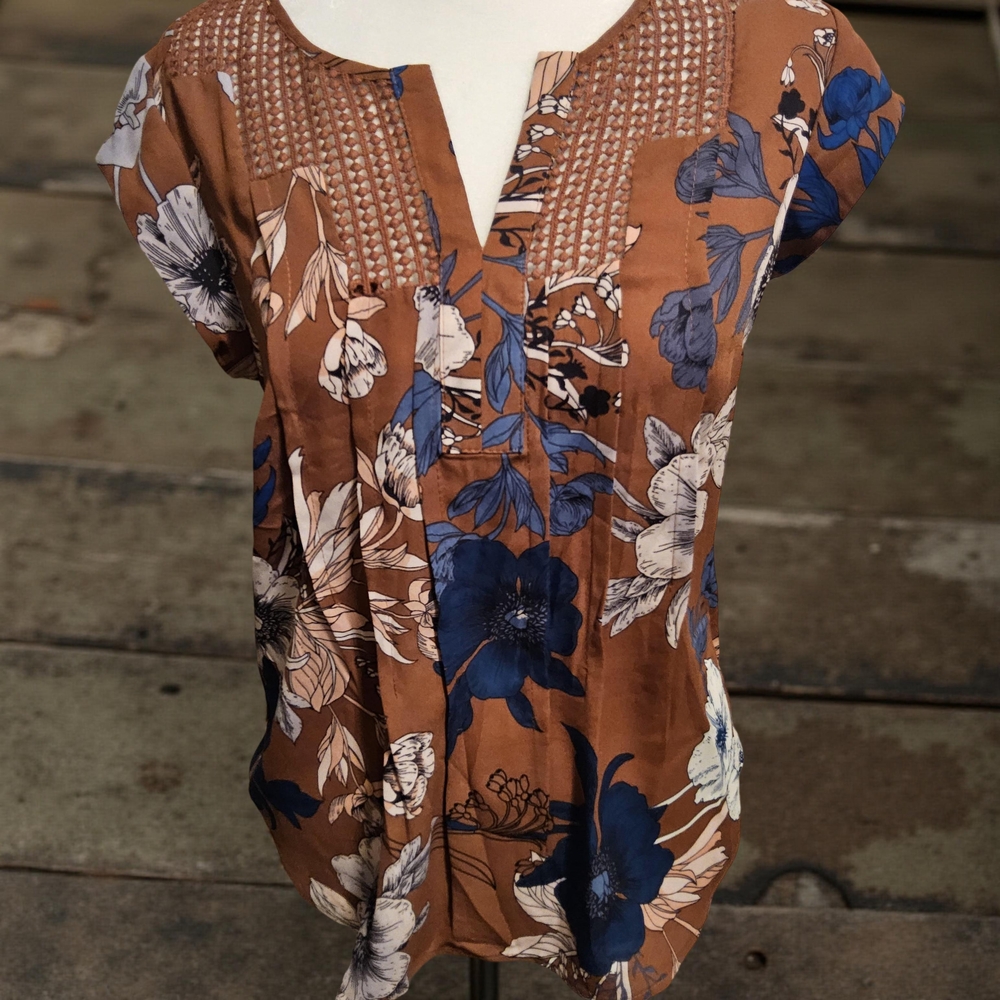 1 New Daniel Rainn Floral Women's Top Size PXS